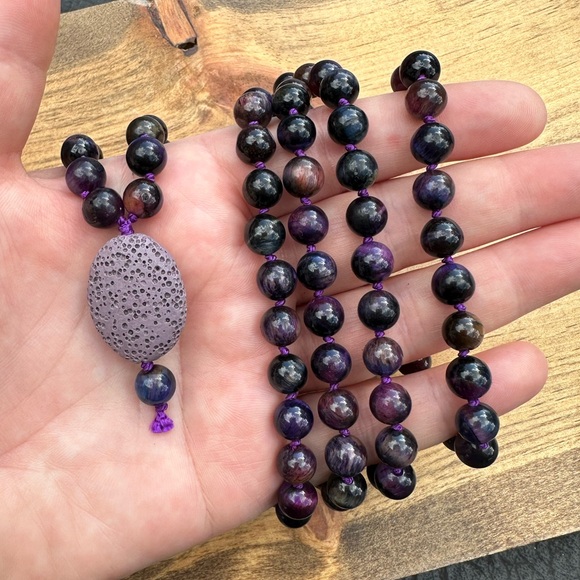 Handmade Mala Necklace Tiger’s Eye Stone and Lava Stone - Picture 5 of 5